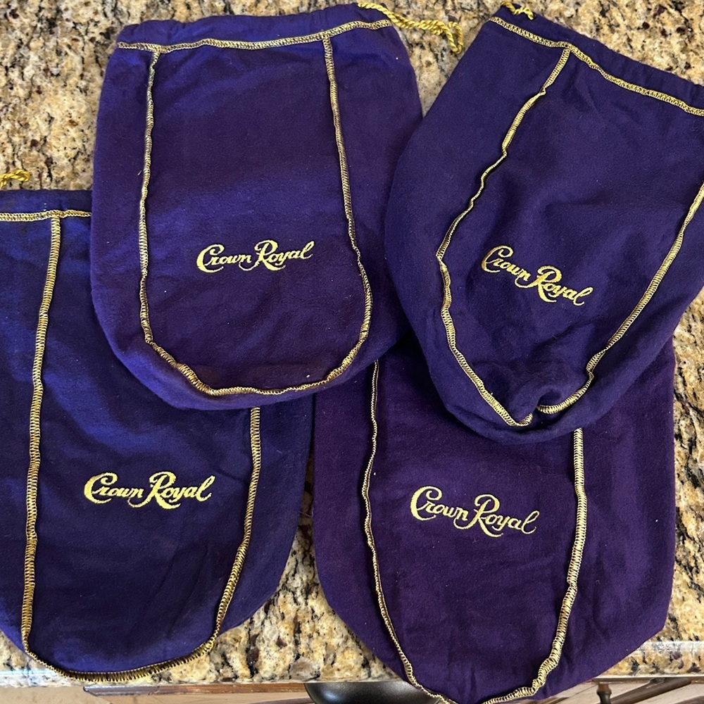 Set of 4 🤯 Crown Royal Purple Velvet Bags